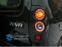 Задняя модульная оптика Hella на Chevrolet-Niva
